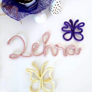 Arte de parede personalizada em arame de malha - Decoração de letras para quarto de menina - Nome do BEBÊ para berçário - Nome de parede em arame de malha - Placa de porta fofa para crianças - Presente