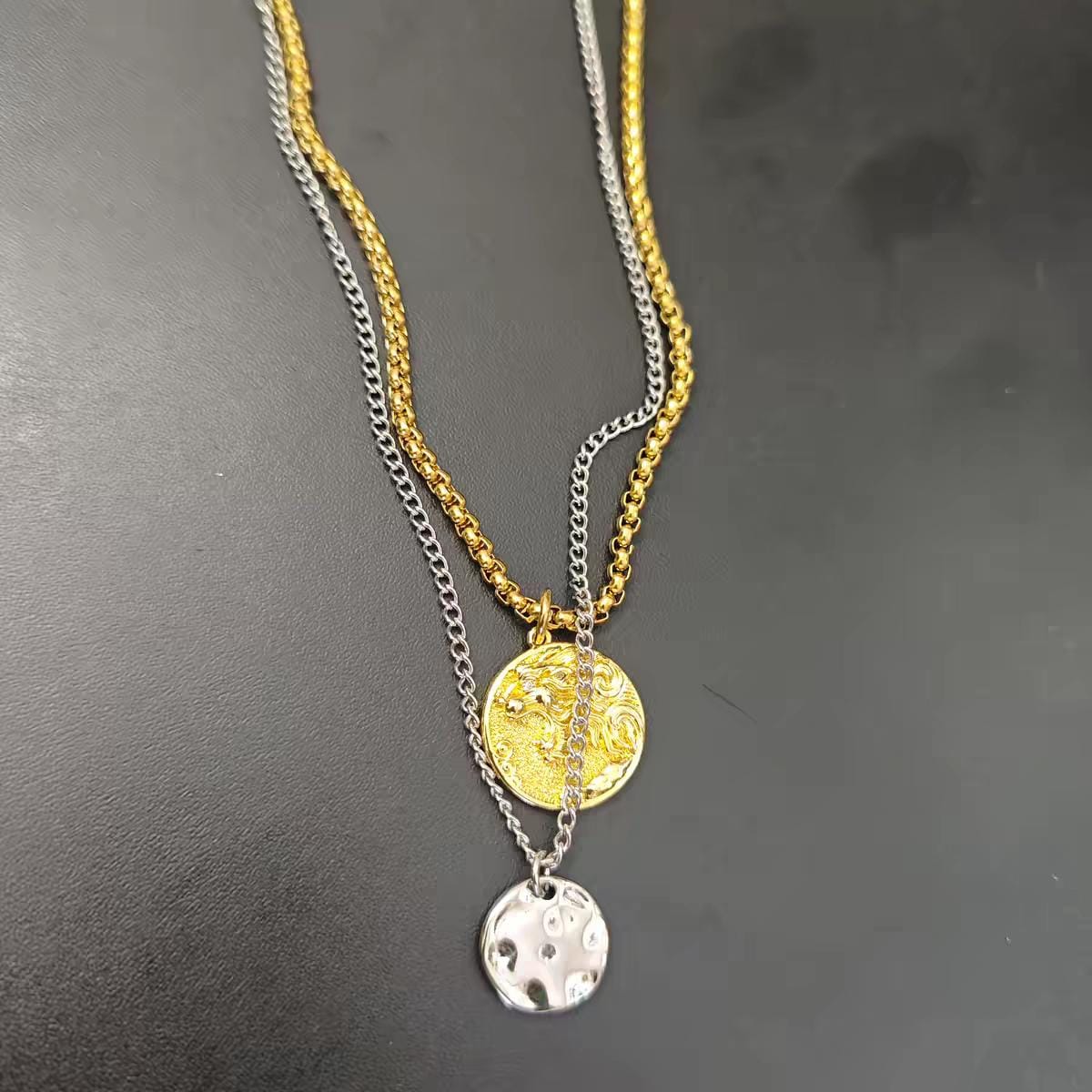 Brad pitt necklace f1 - Etsy 日本