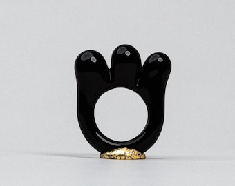 Black Bloom Ring