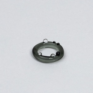 Anel de gota cinza