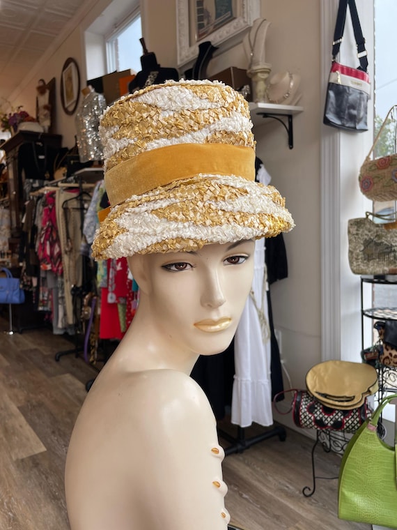 Vintage 1960s Gold & White Woven Straw Raffia Cellophane Hat With Gold Velvet Ribbon