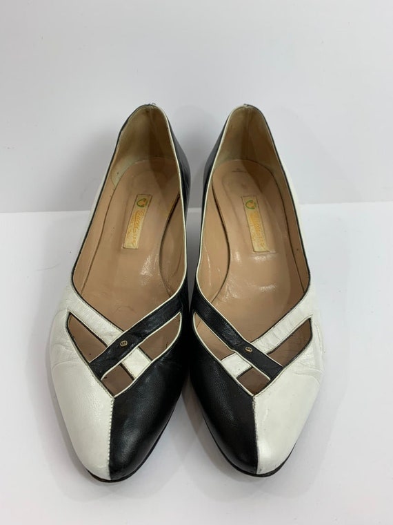 Vintage 1980s Black White Leather Gucci Spectator