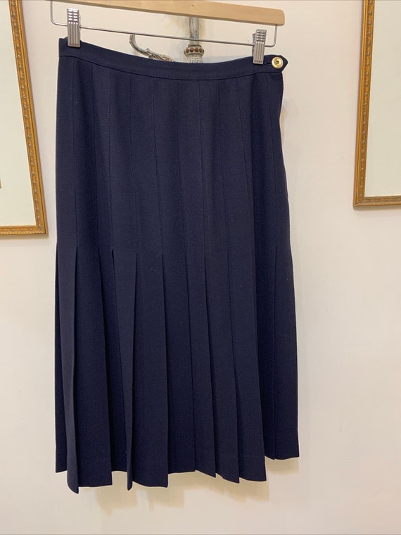 1980’s Chanel Navy Wool Knife Pleat Skirt Coco Cha