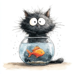 Puede incluir: Ilustración caprichosa de un gato negro mirando desde una pecera. Dentro del cuenco nada un pez dorado de color naranja brillante. El gato tiene ojos grandes y expresivos y una apariencia esponjosa. La obra está sobre un fondo blanco.