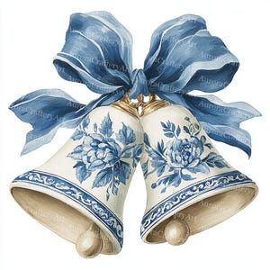 Puede incluir: Dos campanas de porcelana blanca con diseños florales azules y detalles dorados, unidas por una gran cinta azul. Las campanas tienen una estética clásica y elegante, perfectas para festividades o decoración.
