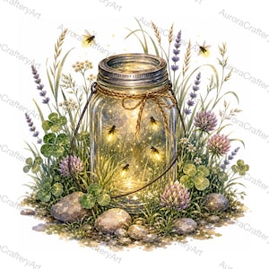 Puede incluir: Un frasco de vidrio transparente con asa de metal y un lazo de cuerda, lleno de luciérnagas brillantes. El frasco está rodeado de lavanda, tréboles y piedras pequeñas. Dos luciérnagas adicionales vuelan sobre el frasco en fondo blanco.