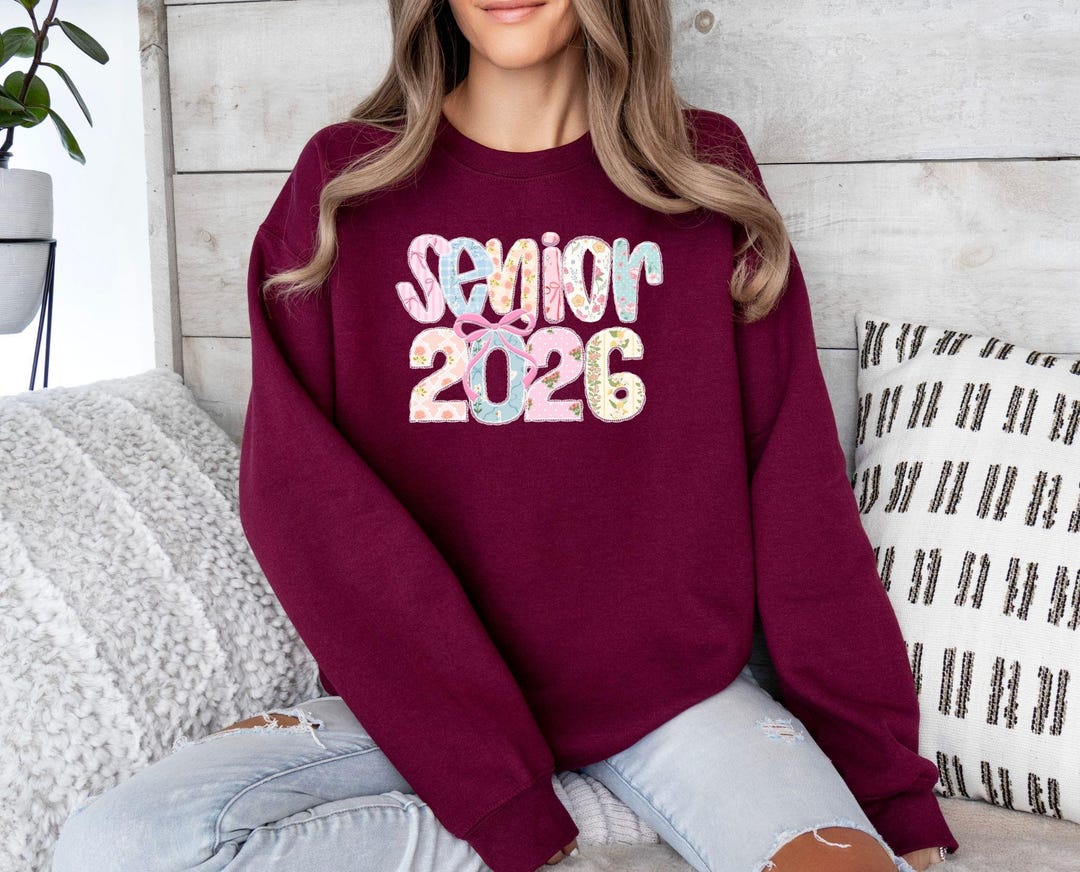 Spring Graduation Sweater Senior 2026 Sweatshirt, Class of 2026 Sweatshirt, Retro Senior 2026 ...