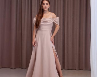 Beige off-shoulder A-lijn maxi-avondjurk met korte mouwen: bruiloftsgast, schoolfeest