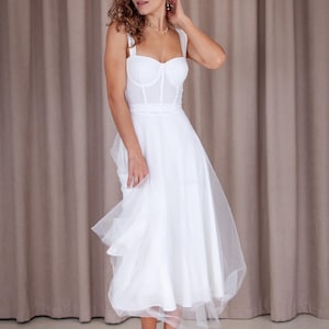 White Midi Cocktail Dress for Prom and Bridal Engagements / White Corset Midi Dress, Ideal for Graduation and Birthday Celebrations