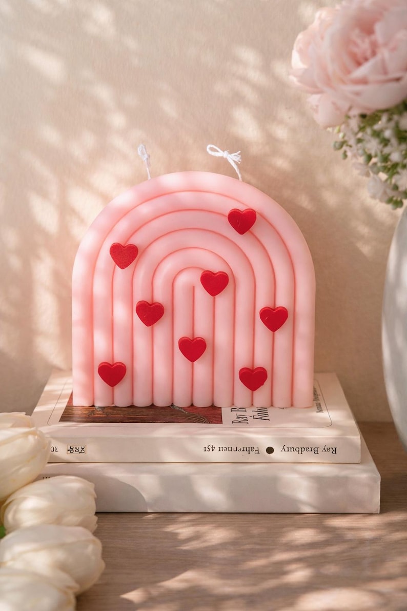 Heart Rainbow Candle, Pink & Red, Decorative Candle, Boho Style, Pastel, Wedding Gift, Gift Idea for Her, Minimalist Aesthetic Candle image 2