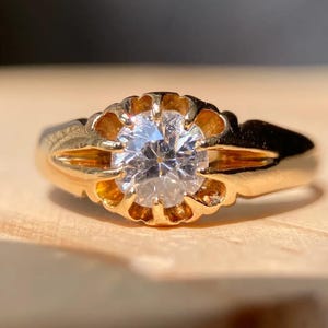 18ct Gold Antique Old European Cut Diamond Belcher Ring