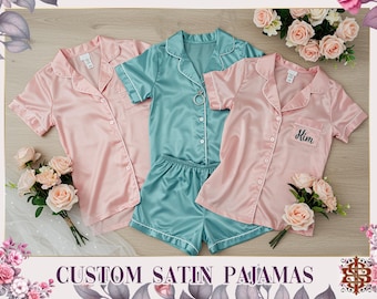Bridesmaid Pajamas Custom Satin Pajamas Set Getting Ready Outfit Bachelorette Party Pjs Wedding Party PJs Satin Button Down PJs Wedding Gift