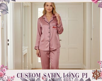 Satijnen pyjamaset voor dames, pyjama voor de bruidsmeisjes tijdens het klaarmaken, pyjama voor de bruidsmeisjes, cadeau voor een bruidsdouche, gepersonaliseerd cadeau voor haar