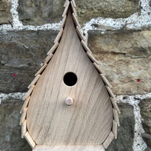 Oak Bird Nesting Box (25mm Hole)