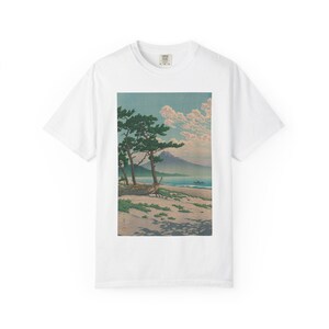 Unisex Garment Dyed T Shirt Featuring Traditional Japanese Art 100 Percent Ring Spun US Cotton 画像 1