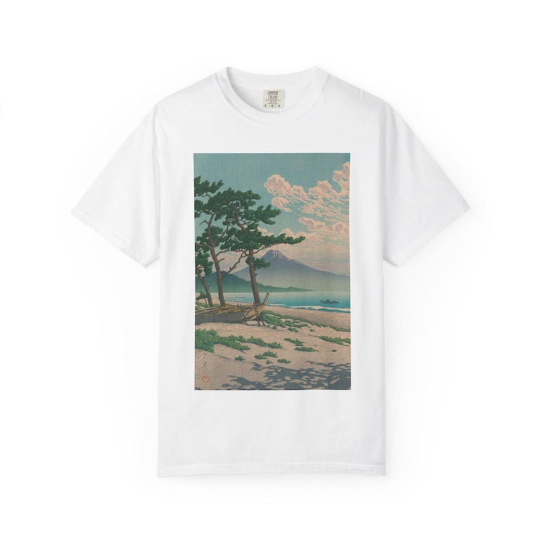 Unisex Garment Dyed T Shirt Featuring Traditional Japanese Art 100 Percent Ring Spun US Cotton 画像 1