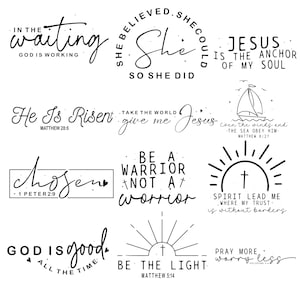 Puede incluir: Una colecci&oacute;n de citas y frases inspiradoras en blanco y negro. Las frases incluyen "En la espera, Dios est&aacute; trabajando", "Ella crey&oacute;, as&iacute; que lo hizo" y "Jes&uacute;s es el ancla de mi alma."