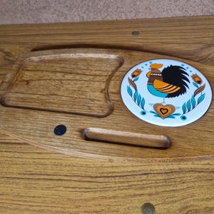 Vintage Wooden Cheese Board with Rooster Tile – Mid-Century Charcuterie Board with Ceramic Inlay