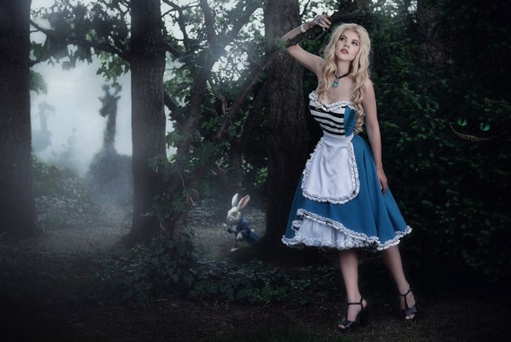 Alice in Wonderland Dress: Vintage Style / Pin-up / Rockabilly