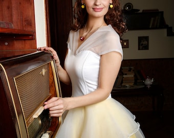 Belle Disney Prinzessinnen Braut Kleid im Rockabilly Stil von TiCCi