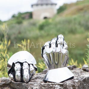 Königliche Mittelalterliche Ritterhandschuhe | Handgefertigte Stahl Handschuhe | Authentische Gothic Rüstung | Elite Cosplay & Sammlergeschenk