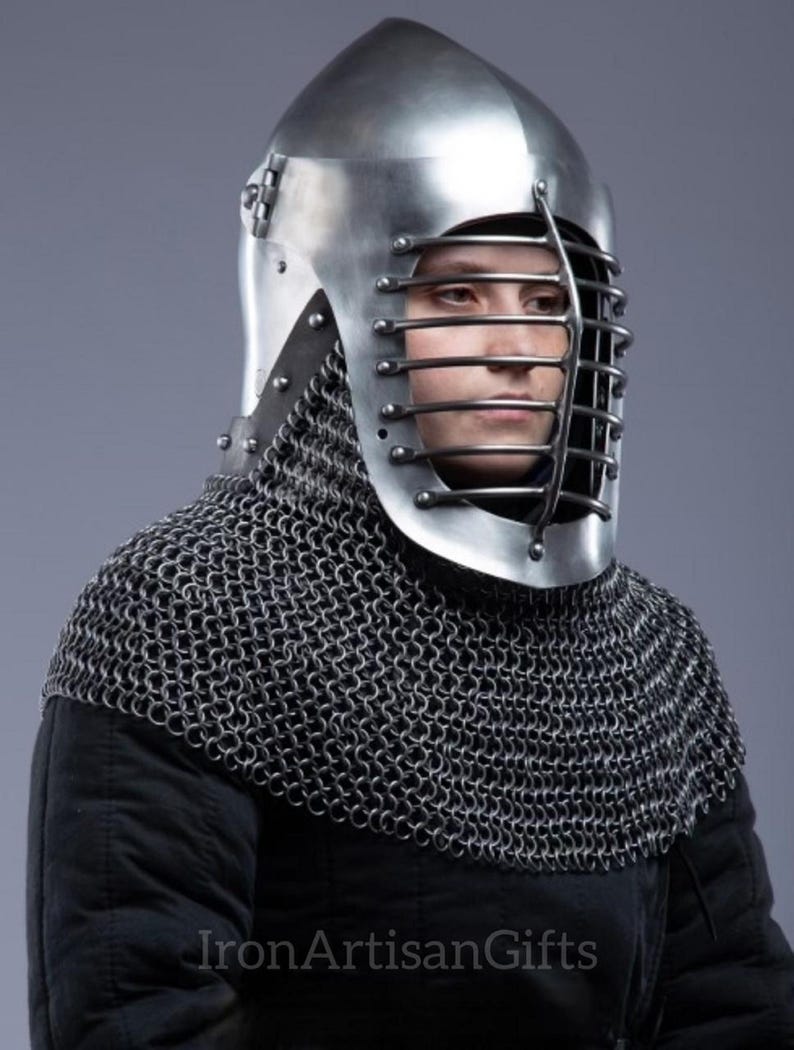 Medieval Knight Helmet With Chainmail Aventail Visor Helmet Steel Armor ...