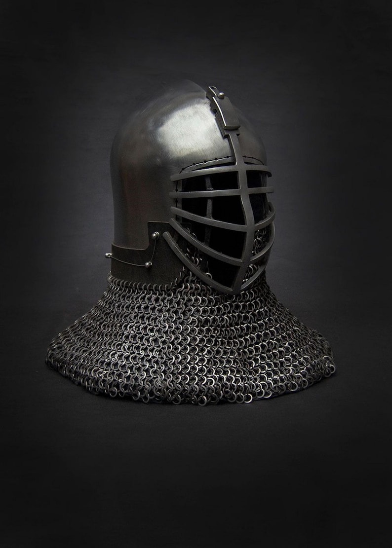 Medieval Knight Helmet With Chainmail Aventail, Steel Crusader Helmet ...