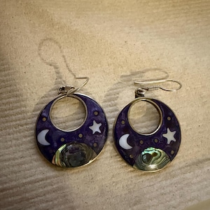 Pendientes vintage de galaxia, planeta, luna, estrellas, alpaca, abulón negro, ¡muy modernos! De segunda mano.