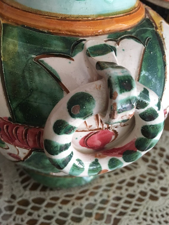 Italian Majolica Terracotta Incised Urn Vase Flowers Number 172