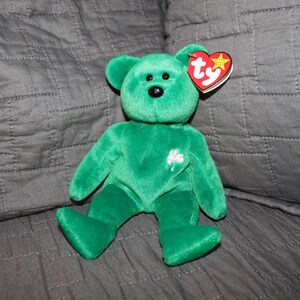 TY Beanie Baby - ERIN the Irish Bear (with error Gasport)