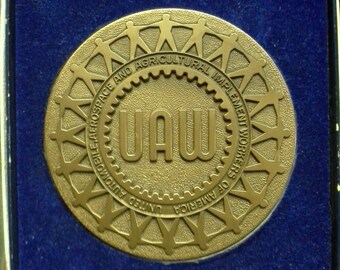 United automobile aerospace and agricultural implement workers of America medal Roger C Weirick metal arts company rochester new york brass