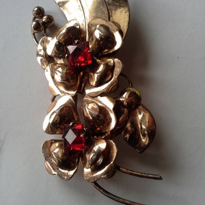 floral vintage sterling silver brooch