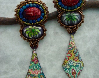 Boucles d'oreilles scarabée rouge