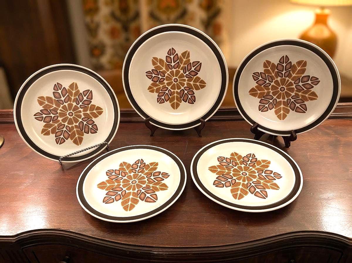 NIKKO DELAWARE & ROSE プレート 8枚セット Nikko Floral Stoneware - Etsy
