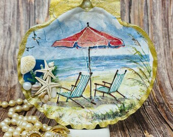 Beach Umbrella & Beach Scene Large Sea Shell Trinket/Jewelry Dish