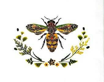 Bee and Garland Napkins for Decoupage Art DIY Crafting Ideas Luncheon Size