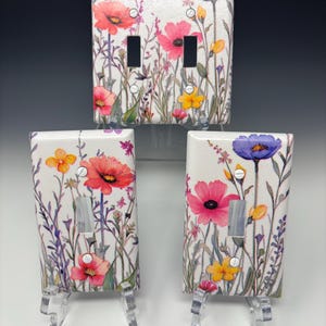 Decorative Light Outlet Cover Wall Plates, Wild Flowers