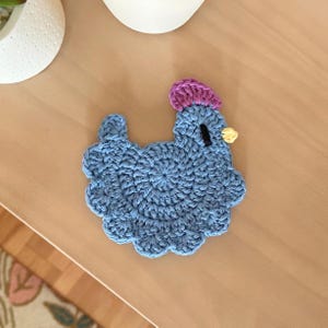 Stardew Valley gehäkelter Untersetzer - Blaues Huhn