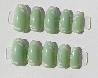 Mint swoops - Press on nails