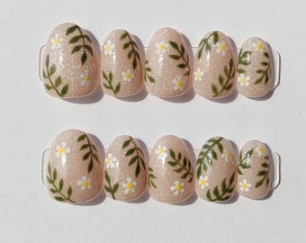 Flowers and vines - magnetic shimmer base - Press On Nails