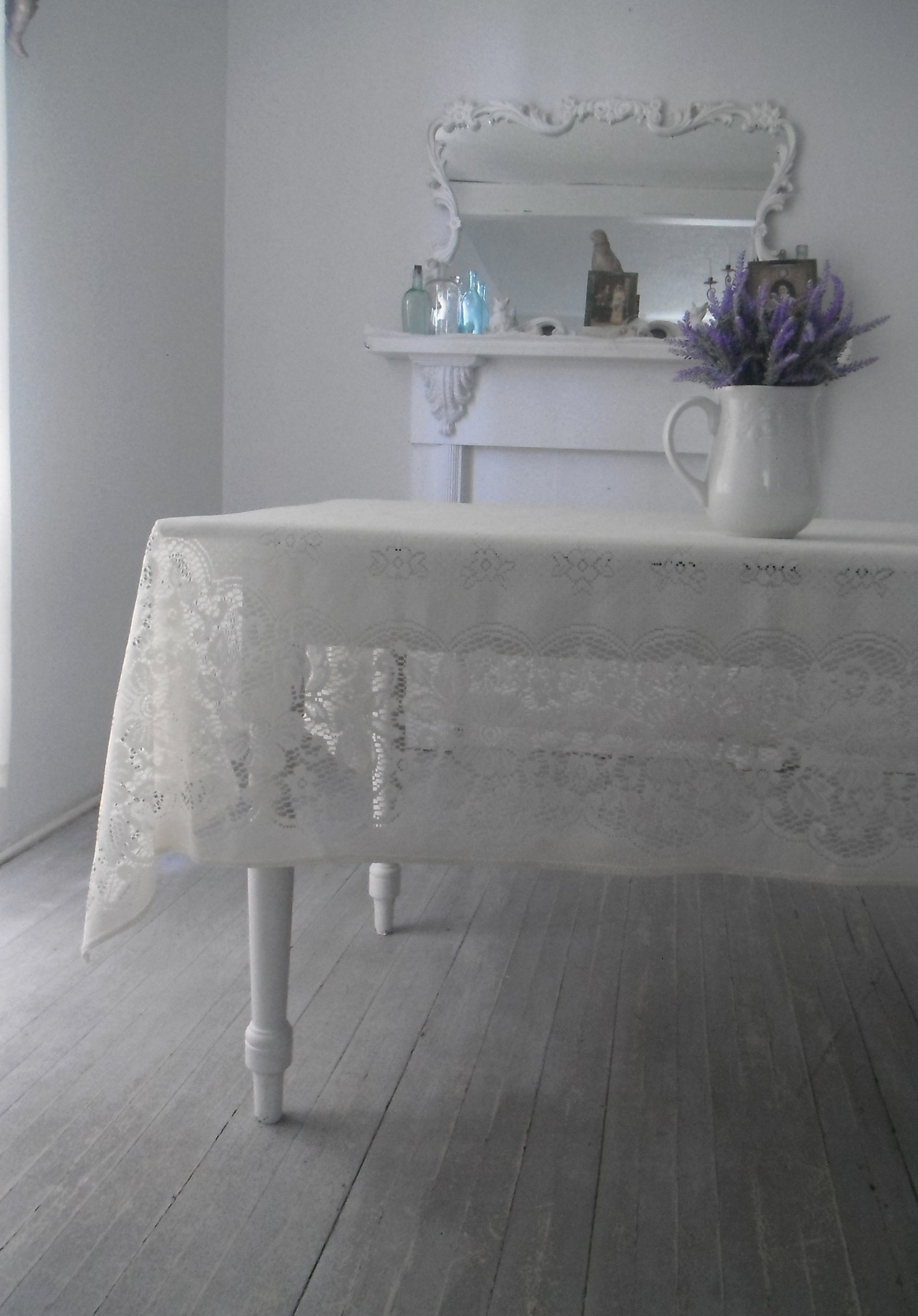 Lace Tablecloth Vintage Tablecloth Cream Lace Shabby Decor Etsy