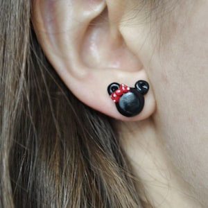 Minnie Mouse post earrings - Gifts for her