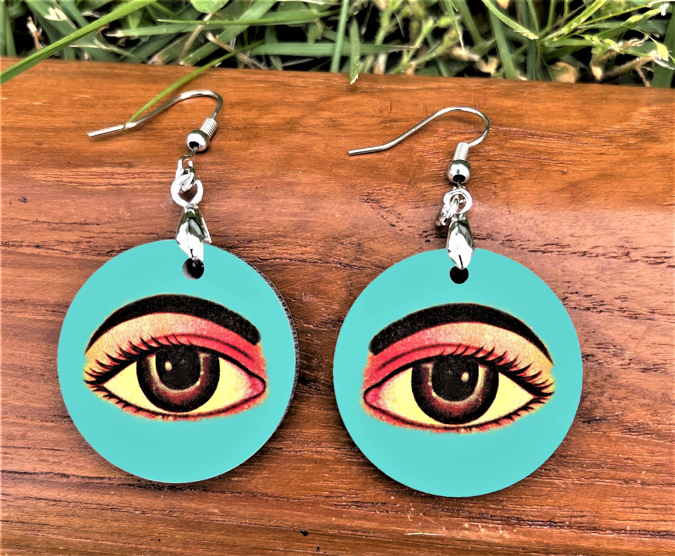 Eye Retro Vintage Matchbox Art Earrings - Etsy