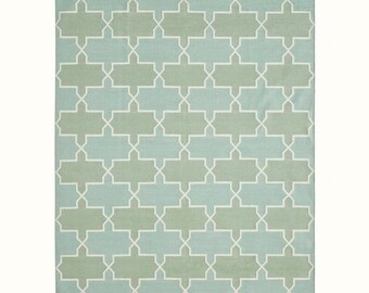Alfombra de lana sueca tejida a mano, alfombra geométrica escandinava, alfombra nórdica de lana verde, alfombra Kilim minimalista moderna, tamaño personalizado.