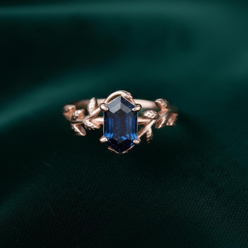 Onyx storm fantasy sparkly black and violet stone sandstone statement ring image 10