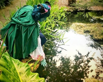 Druid Lily Capelet: Green Cotton Jersey Hooded Cape