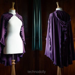 Druid Lily Capelet with pixie hood ~ purple cape, purple capelet, purple cloak, pixie cape, aubergine cape, dark purple cape, technodolly