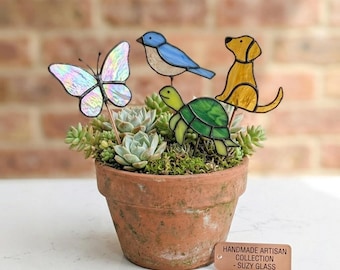 Estaca para plantas de vitral, atrapasoles de animales para jardín, accesorios para suculentas de interior, regalo para amantes de las plantas, mariposa cardenal roja, mamá.