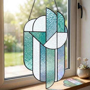 Geometrischer Glasmalerei-Sonnenfänger, Art-Deco-Fensterbehang, moderner Sonnenfänger, Minimalistisches Glaskunstdekor, einzigartiges Housewarminggeschenk