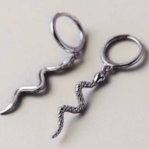Dainty Black Rhodium Snake Earring Sterling Silver Hoop Earrings Minimalist Earrings Everyday Jewelry Gift for Her snake Hoop Earring
